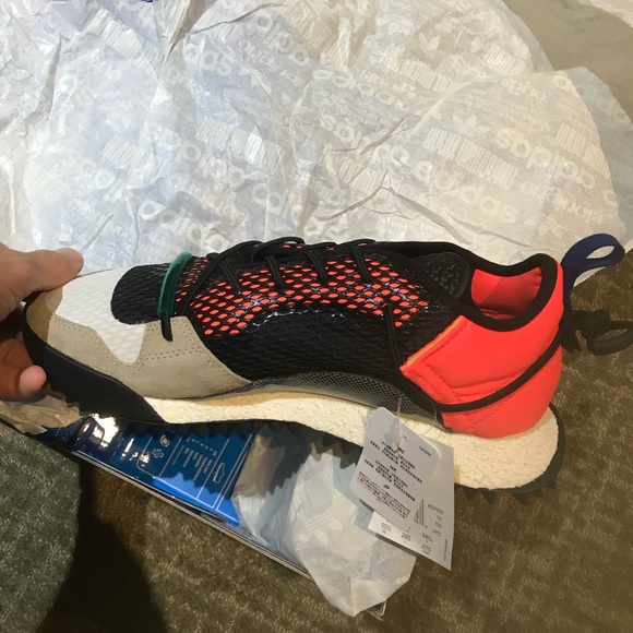 Alexander Wang Reissue Run Red + Adidas collab - Picture 4 of 7